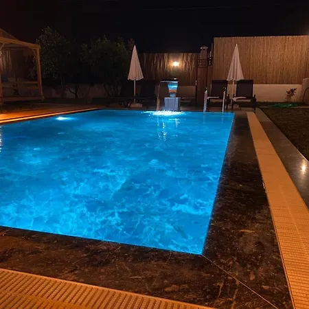 Villa Elif Villa *